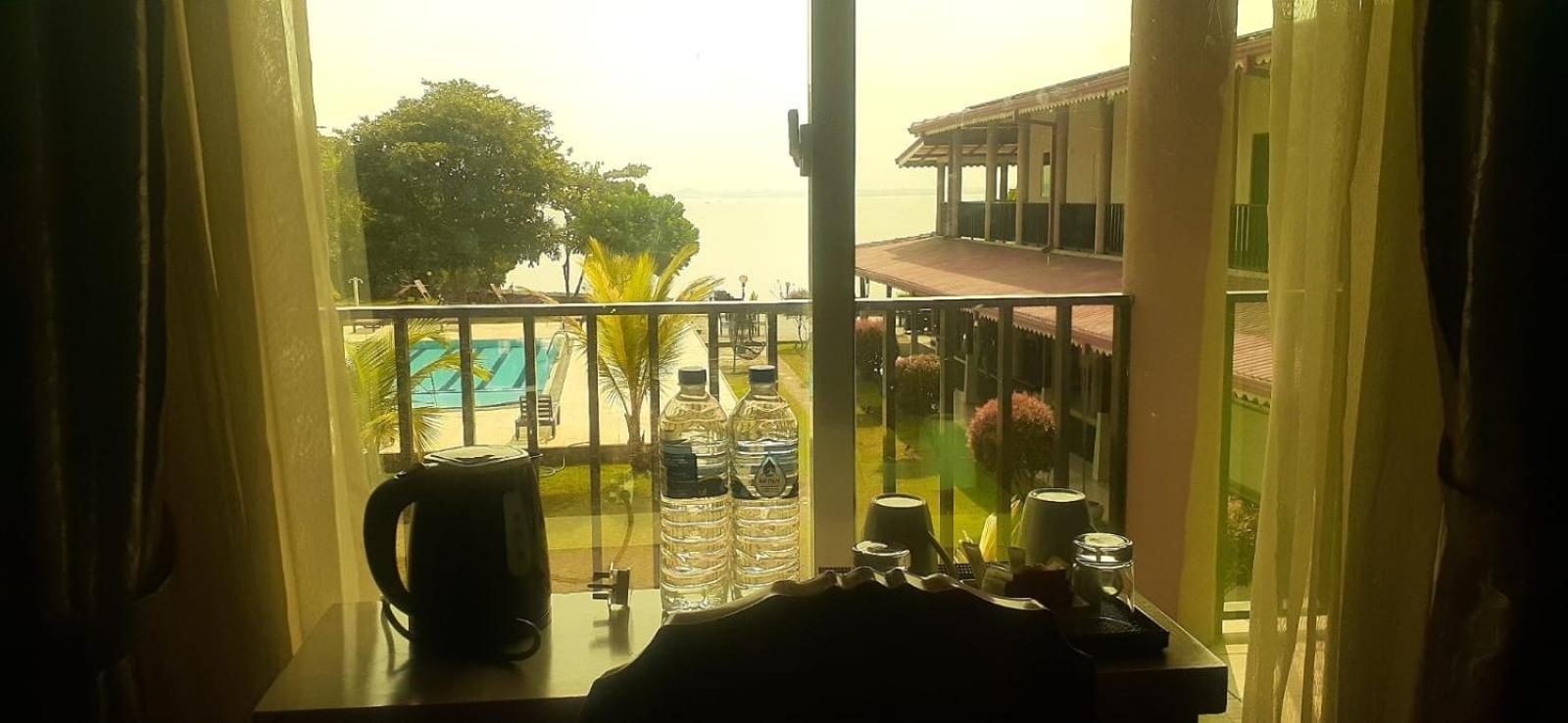 Nilakma Lagoon Negombo Eksteriør billede
